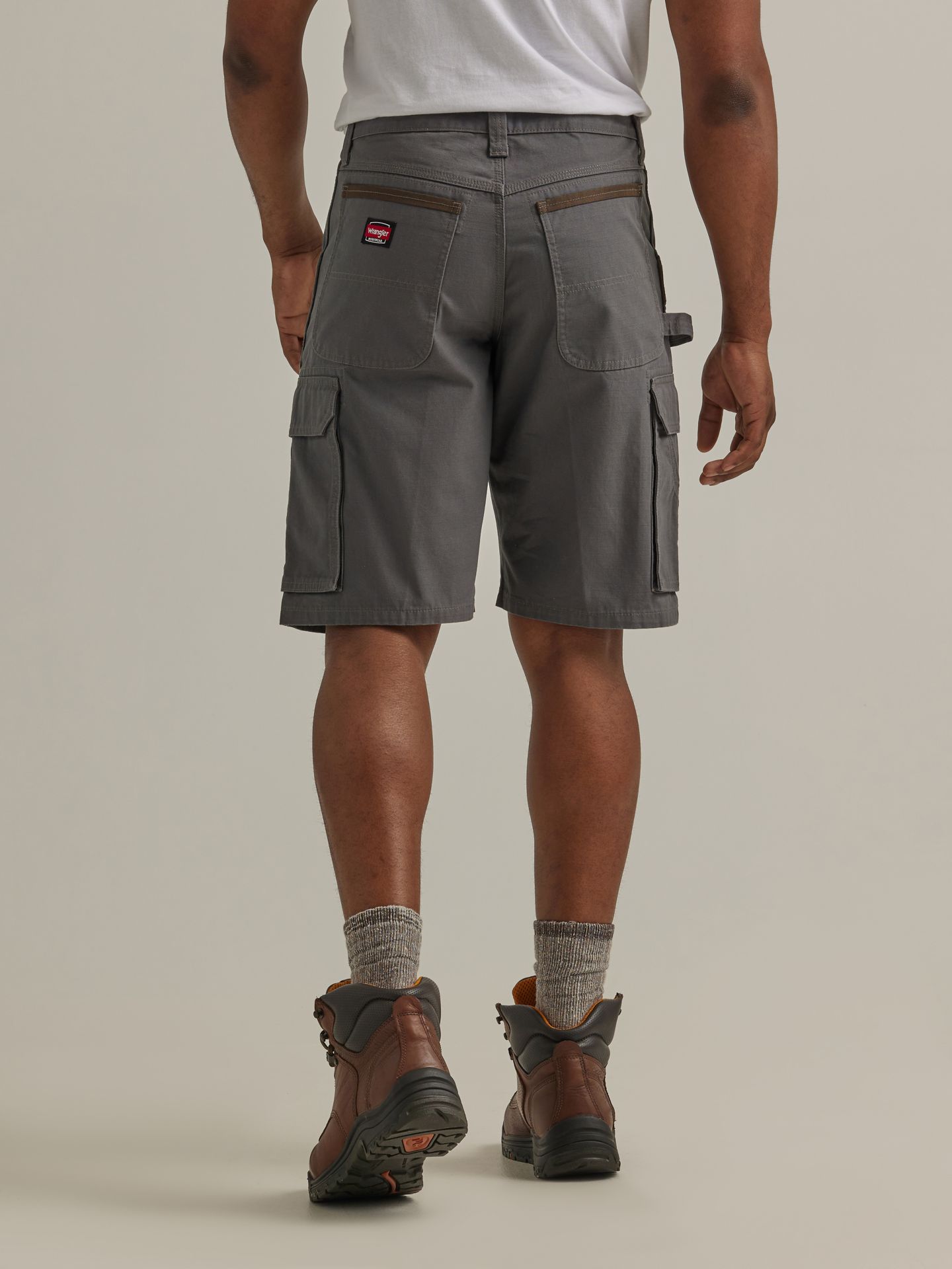 Мужские шорты Wrangler Workwear Ranger Cargo Short, цвет: Графитовый — фото 4