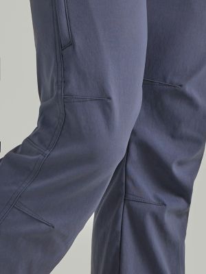 Wrangler ATG™ Men's Westside Trail Pant in Blue Nights alternative view 7