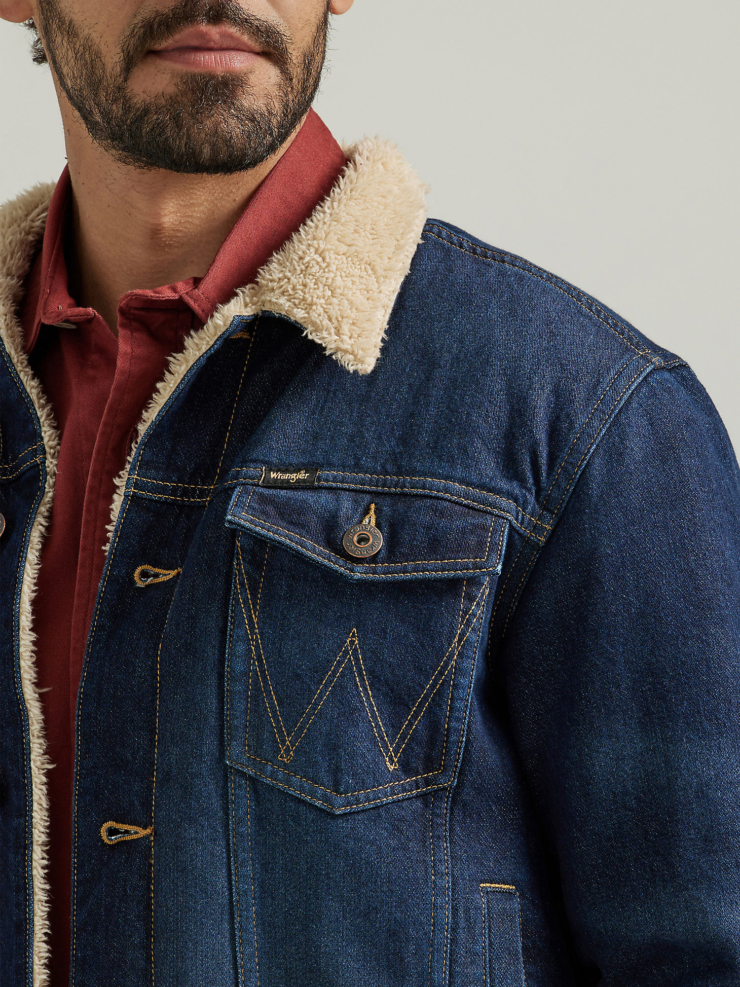 Men's Wrangler® Sherpa Lined Denim Jacket in Dark Wash alternative view 4