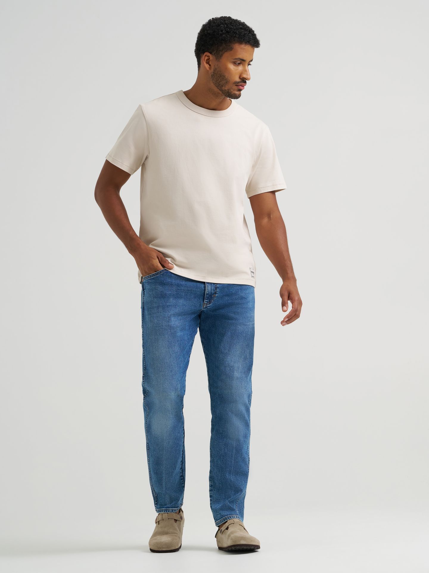 Мужские джинсы Wrangler Relaxed Taper Jean, цвет: Синий — фото 5
