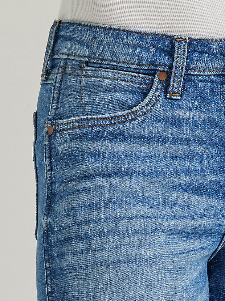 Women's Wrangler Retro® High Rise Trouser Jean in Emily alternative view 5