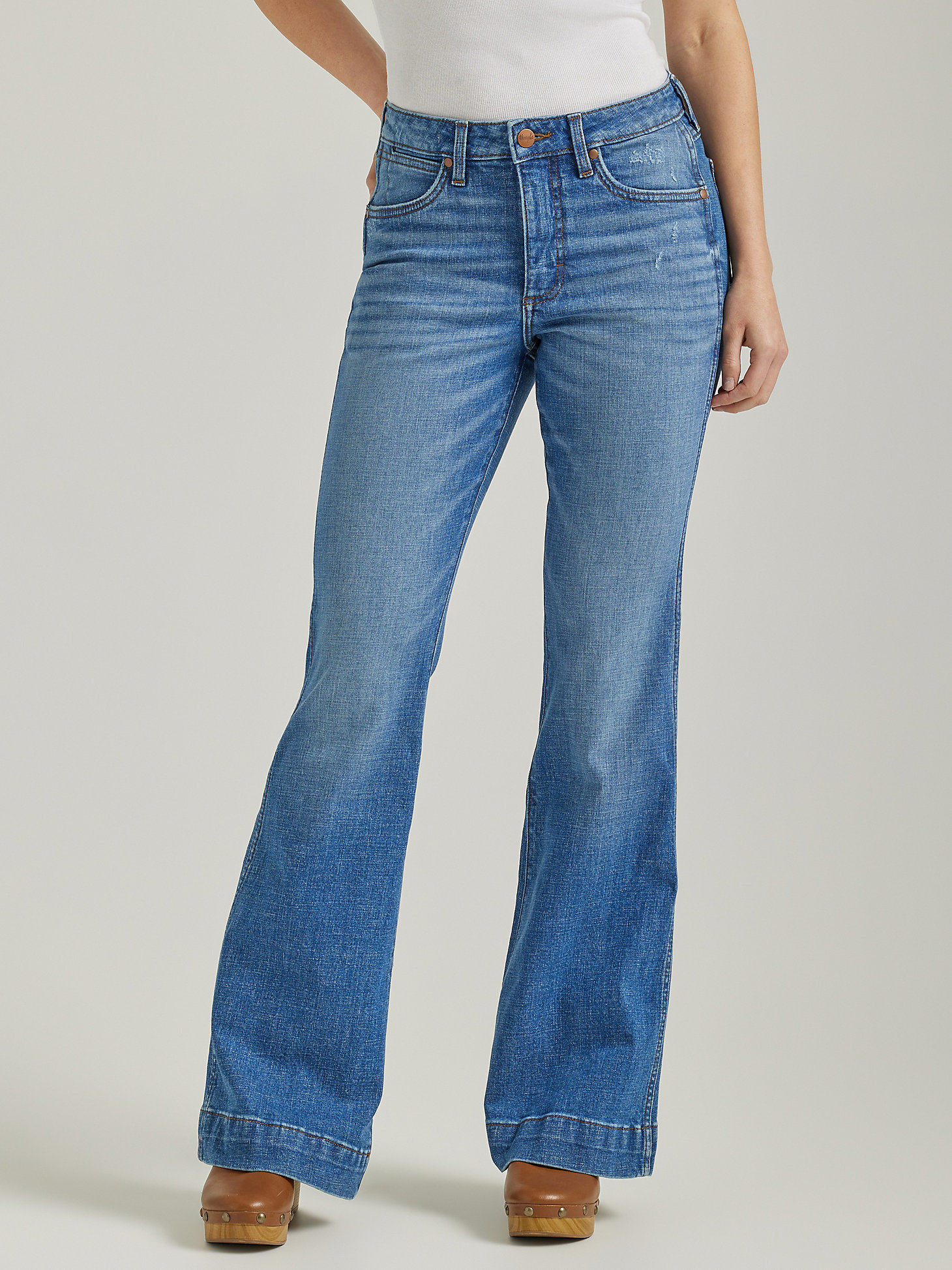 Women's Wrangler Retro® High Rise Trouser Jean in Emily main view