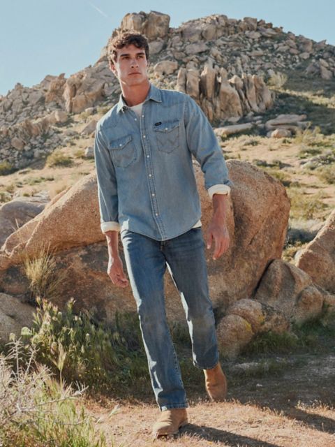 Мужские джинсы Wrangler Men's Classic Bootcut Jean