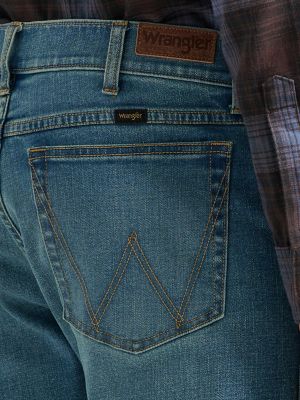 Men's Classic Bootcut Jean in Mid Wash alternative view 2