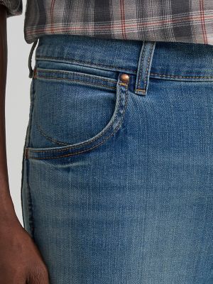 Men's Classic Bootcut Jean in Mid Wash alternative view 5