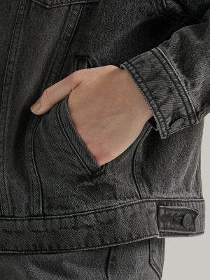 Women's Girlfriend Denim Jacket in Nashville
