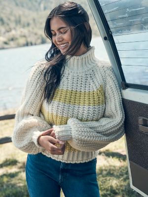 Women's Chunky Sweater in Zest Cream