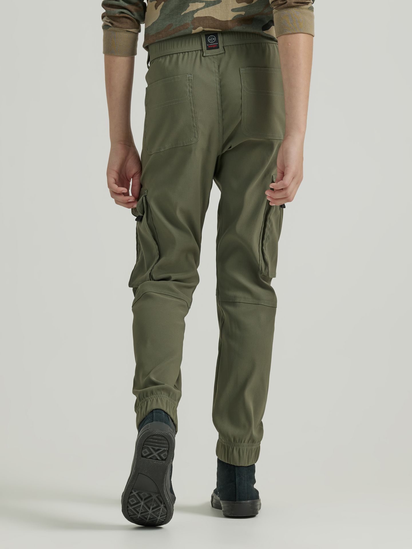 Детские джоггеры Wrangler ATG Tactical, цвет: Зелёный — фото 3