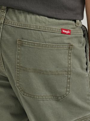 Boy's Wrangler&reg; Free To Stretch Gamer Cargo Pant (Husky) in Olive alternative view 2
