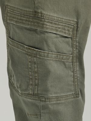 Boy's Wrangler&reg; Free To Stretch Gamer Cargo Pant (Husky) in Olive alternative view 5