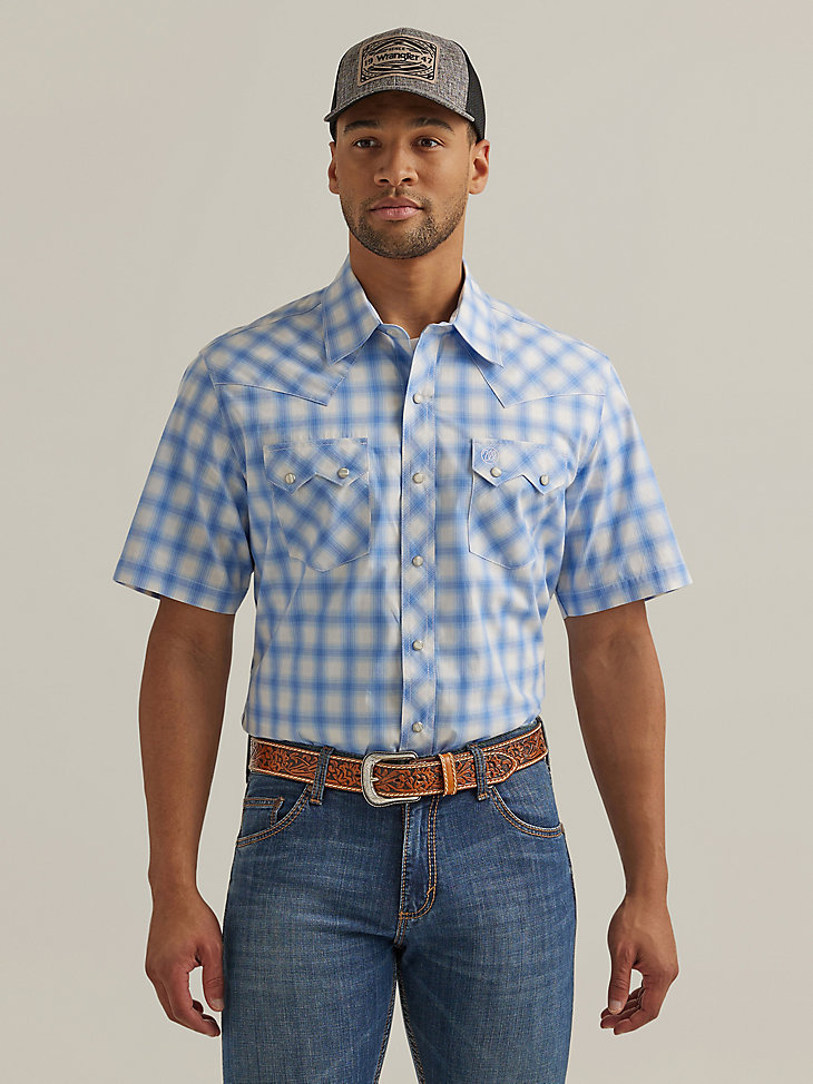 Men's Wrangler Retro® Short Sleeve Western Snap with Sawtooth Flap Pocket Plaid Shirt in Sky Blue Plaid main view