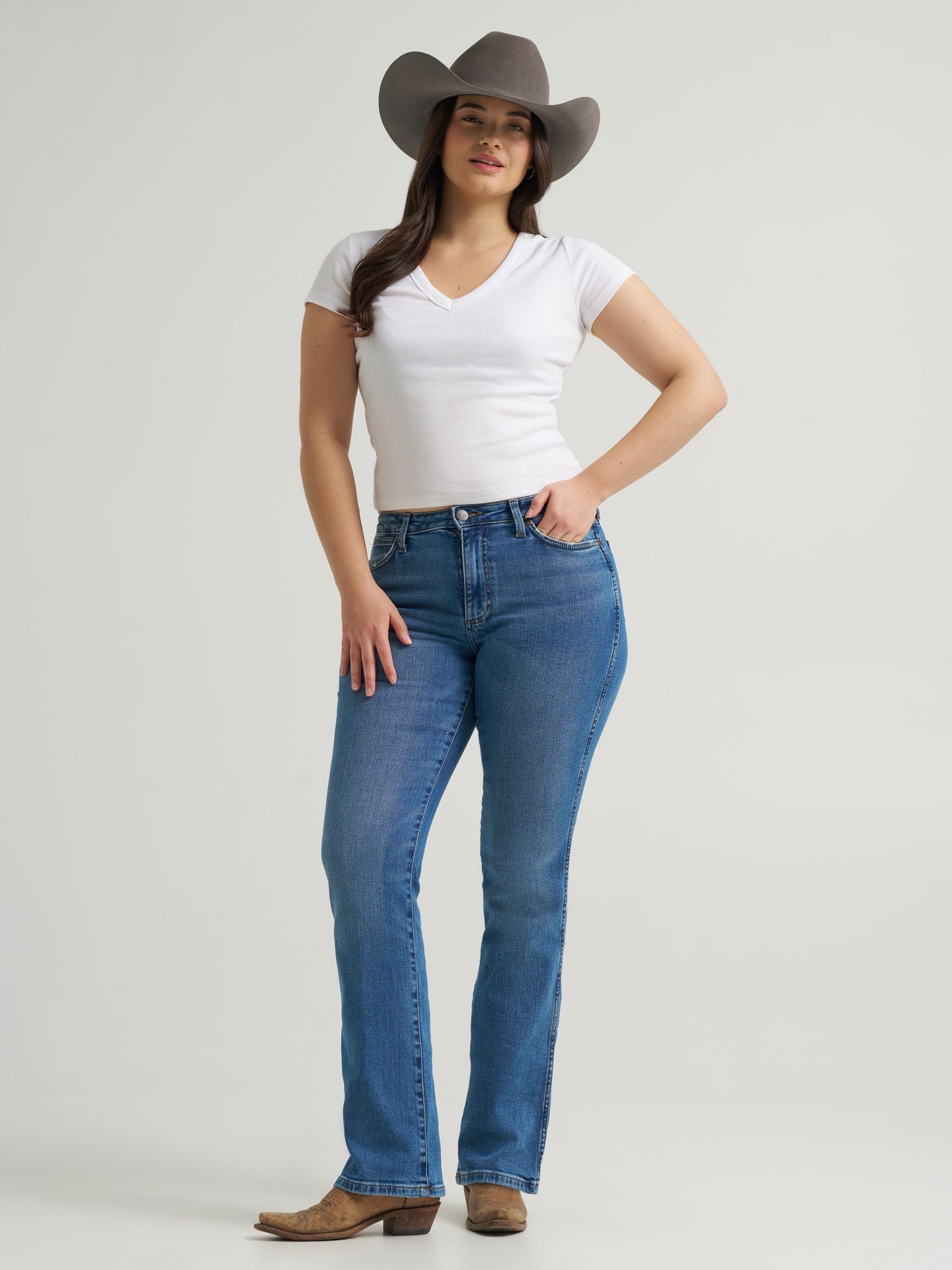 Женские джинсы Wrangler Retro® Bailey High Rise Bootcut, цвет: Ember — фото 2