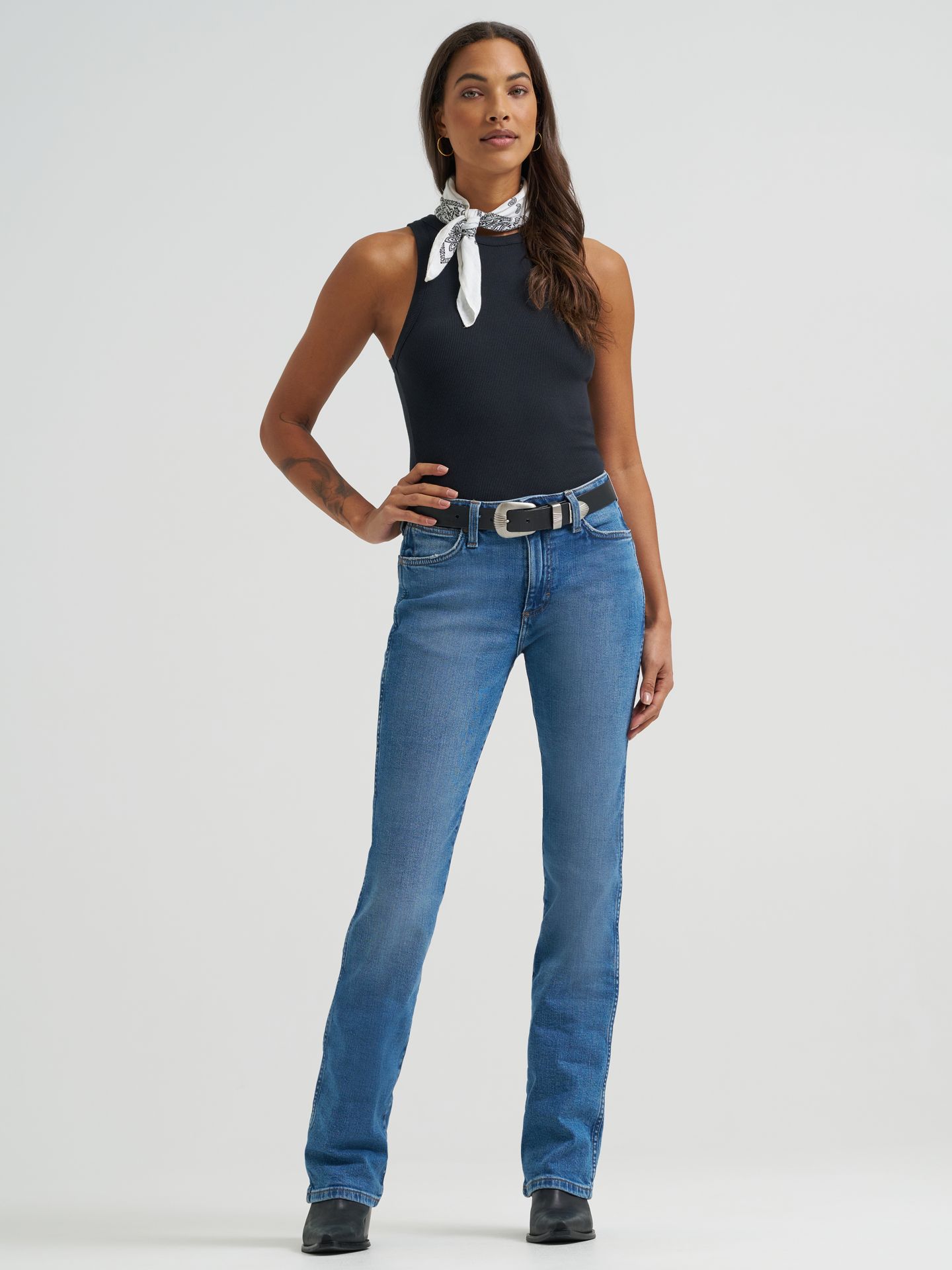 Женские джинсы Wrangler Retro® Bailey High Rise Bootcut, цвет: Ember — фото 3