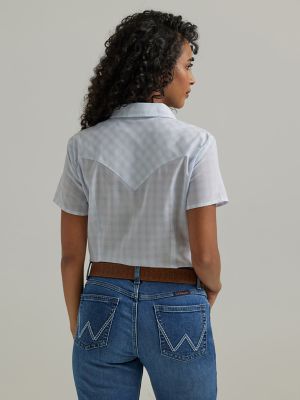 Women's Essential Short Sleeve Plaid Western Snap Top in Blue Grey Plaid