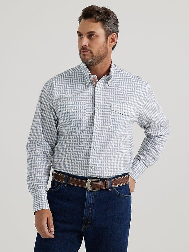 Wrangler® George Strait™ Troubadour Long Sleeve Western Snap Shirt in Diamond Checker