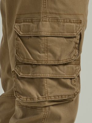 Men's Wrangler Flex Tapered Cargo Pant in Pine Green