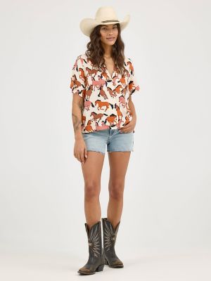 Women's Wrangler Retro® Cowgirl Camp Shirt