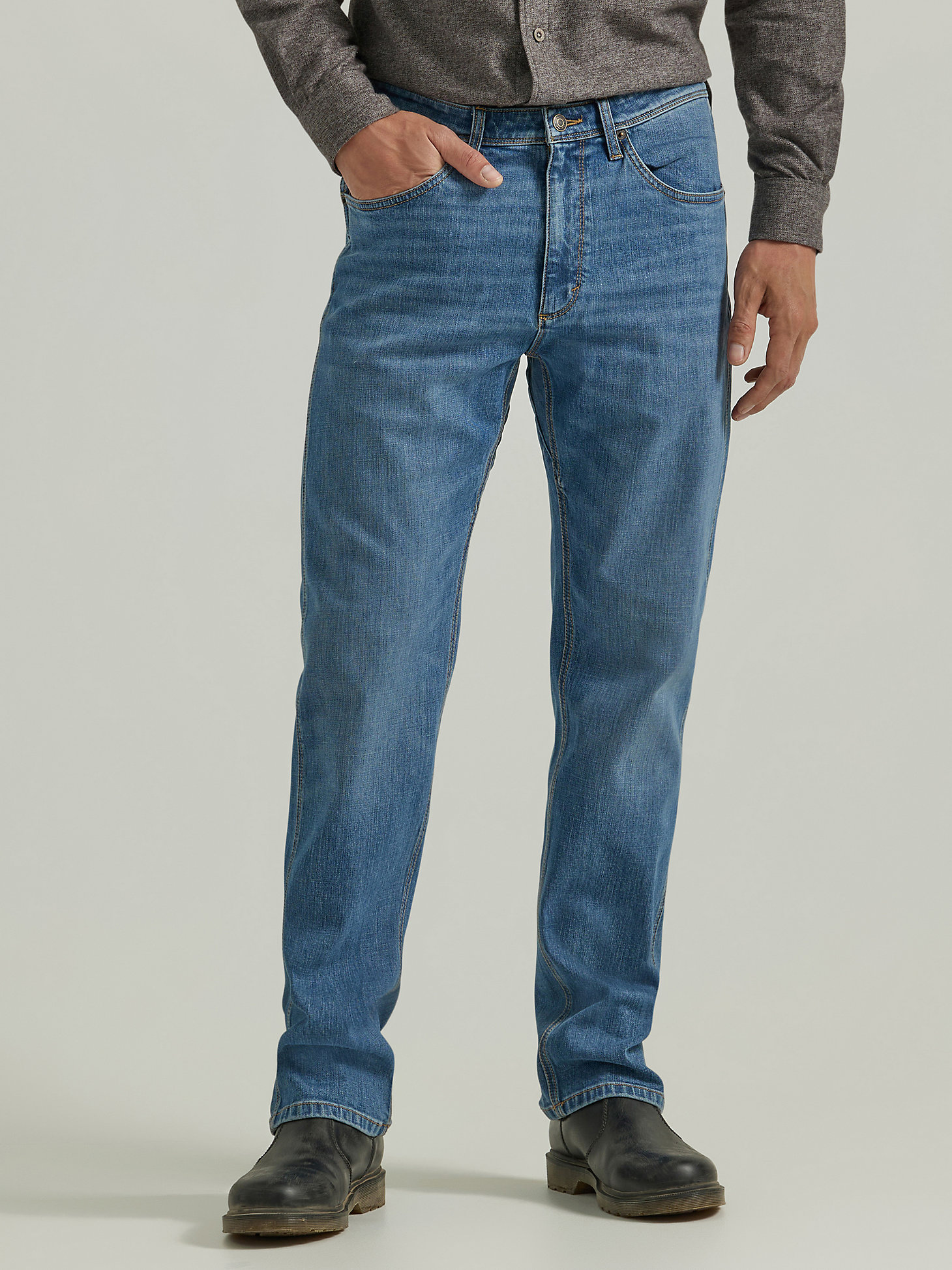 Men's Comfort That Won't Quit Regular Fit Jean in Medium Blue alternative view 4