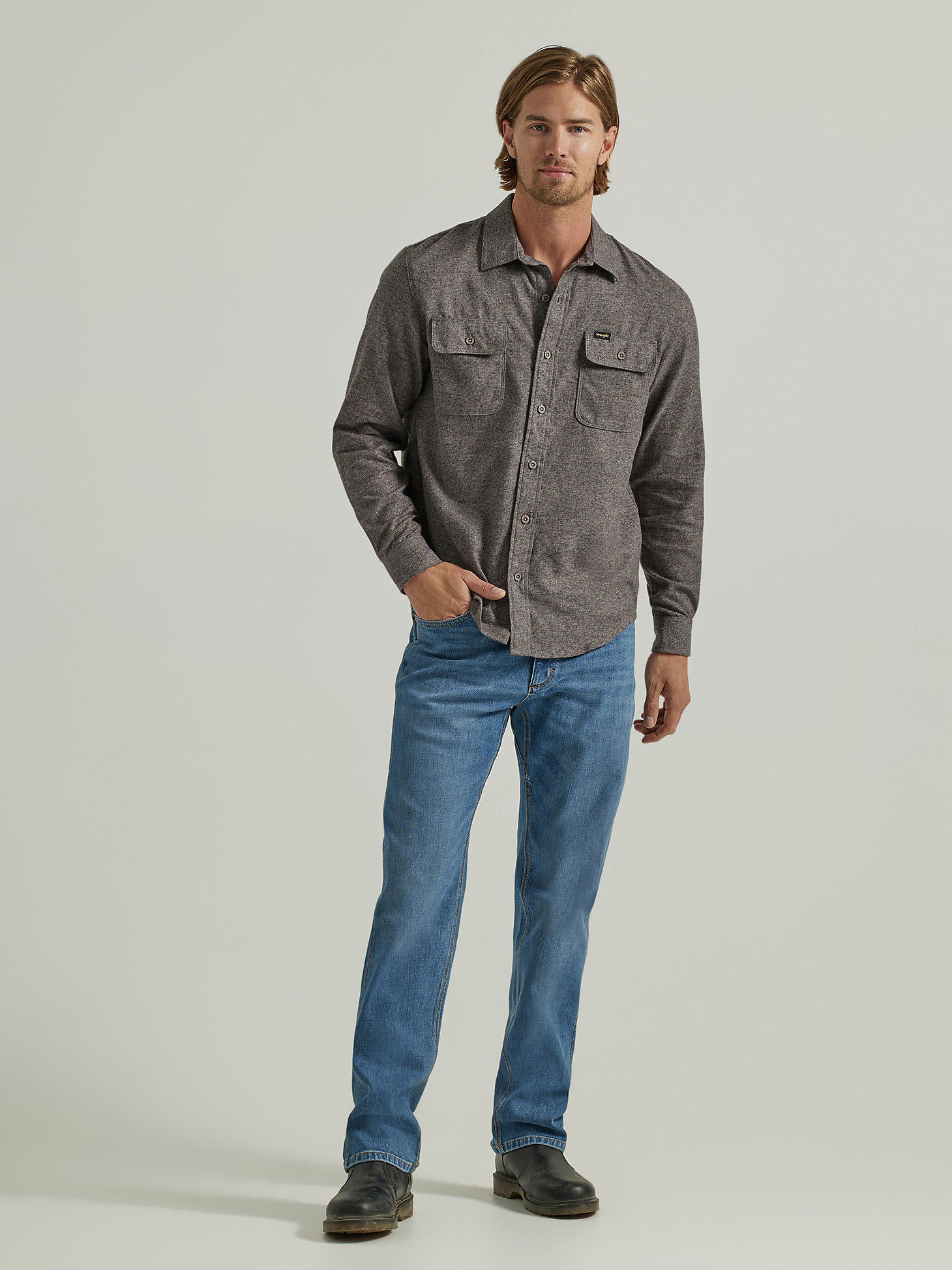 Men's Comfort That Won't Quit Regular Fit Jean in Medium Blue alternative view 6