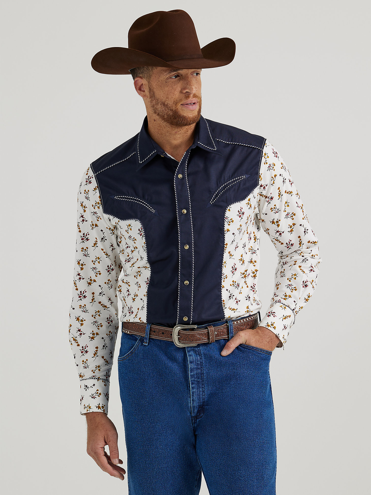Wrangler® Rodeo Ben Western Snap Shirt in Floral Tan alternative view 3
