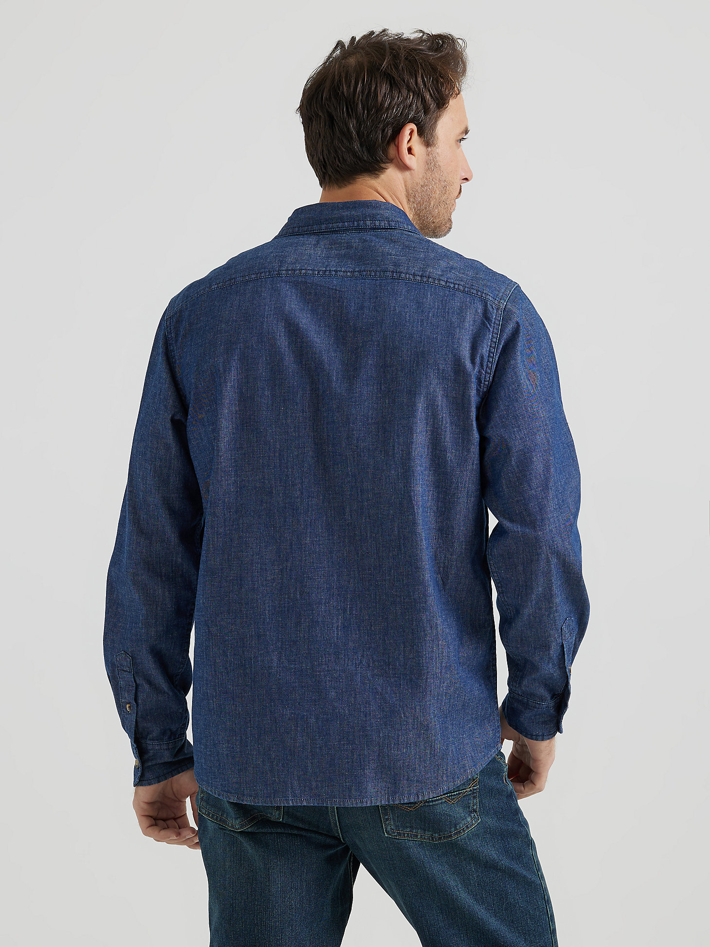 Men’s Wrangler® Long Sleeve Twill/Denim Shirt in Rinse alternative view 1