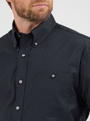 Men's George Strait & Wrangler® National Patriot™ Button Down Solid Shirt in Black