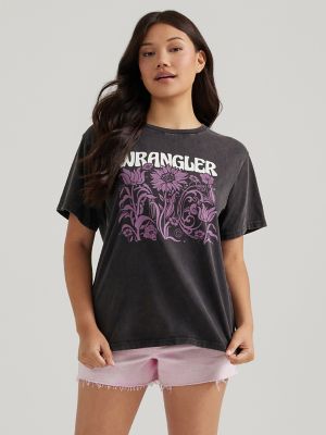 Women's Girlfriend Graphic Tee