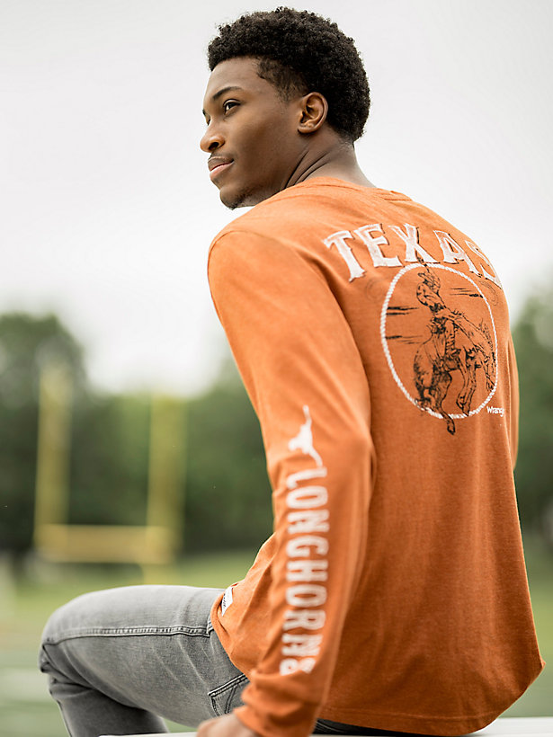 Men's Wrangler Collegiate Bucking Long Sleeve T-Shirt in University of Texas