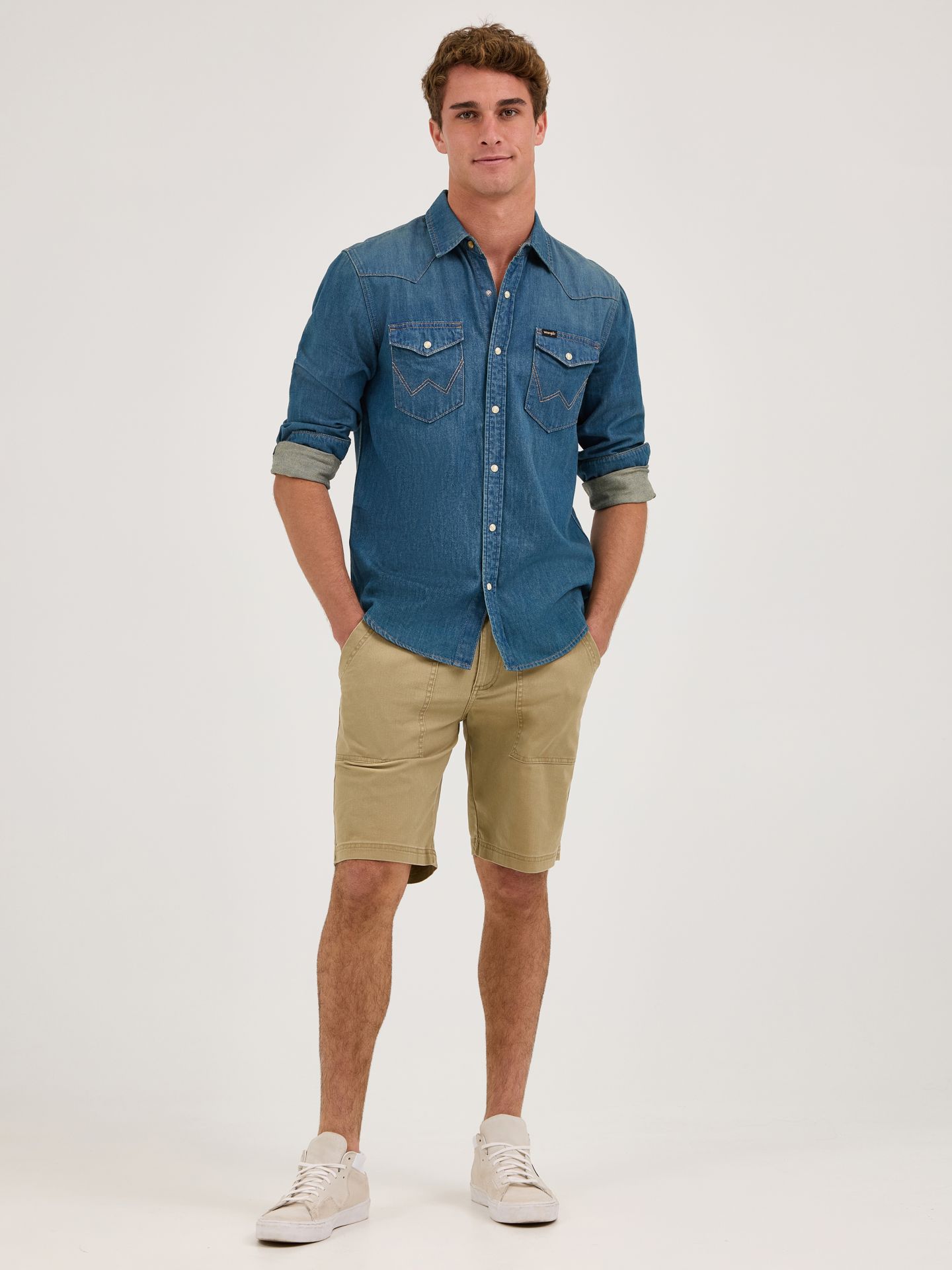 Мужские шорты Wrangler Utility Fatigue Short, цвет: Elmwood — фото 1