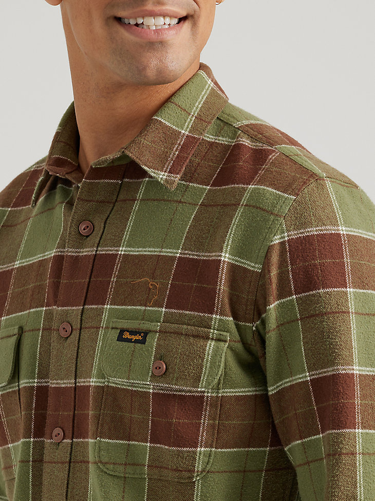 Wrangler x Buffalo Trace™ Men's Flannel Shirt in Kentucky Green alternative view 4