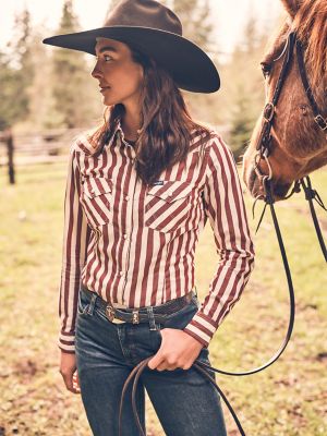 Women's Wrangler All Occasion Western Snap Shirt in Burgundy Stripe