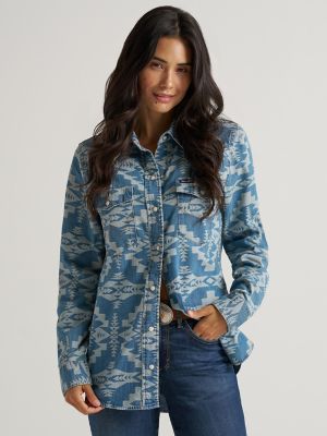 Women's Geometric Cowboy Snap Shirt in Light Wash alternative view 2