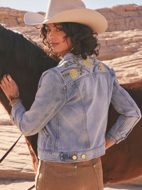 Женские куртки Wrangler x Yellow Rose by Kendra Scott Trucker Jacket