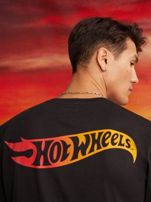 Wrangler® x Hot Wheels™ Men's Flaming Bronco T-Shirt in Black Beauty alternative view