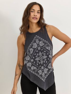 Women's Wrangler Bandana Diamond Front Tank in Washed Black alternative view 3