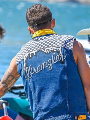 Wrangler x Pit Viper Vest in Antique Wash alternative view 3