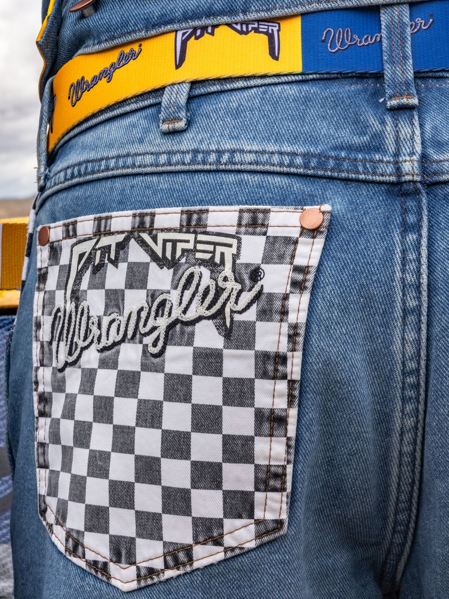 Мужские шорты Wrangler x Pit Viper Cut-Off Jorts, цвет: Состаренный варёный — фото 4