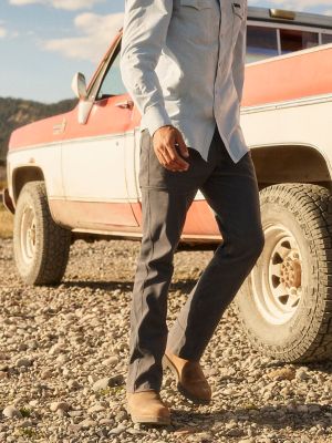 Wrangler ATG™ Men's Cliff Side Utility Pant in Blue Nights