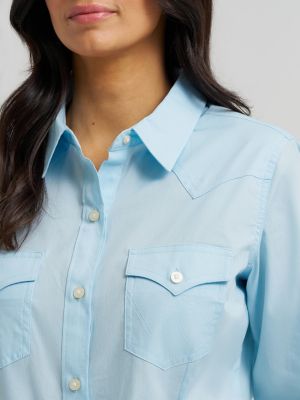 Women's Wrangler Western Button Down Shirt in Cool Blue alternative view 6