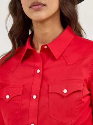 Women's Wrangler Western Button Down Shirt in Red