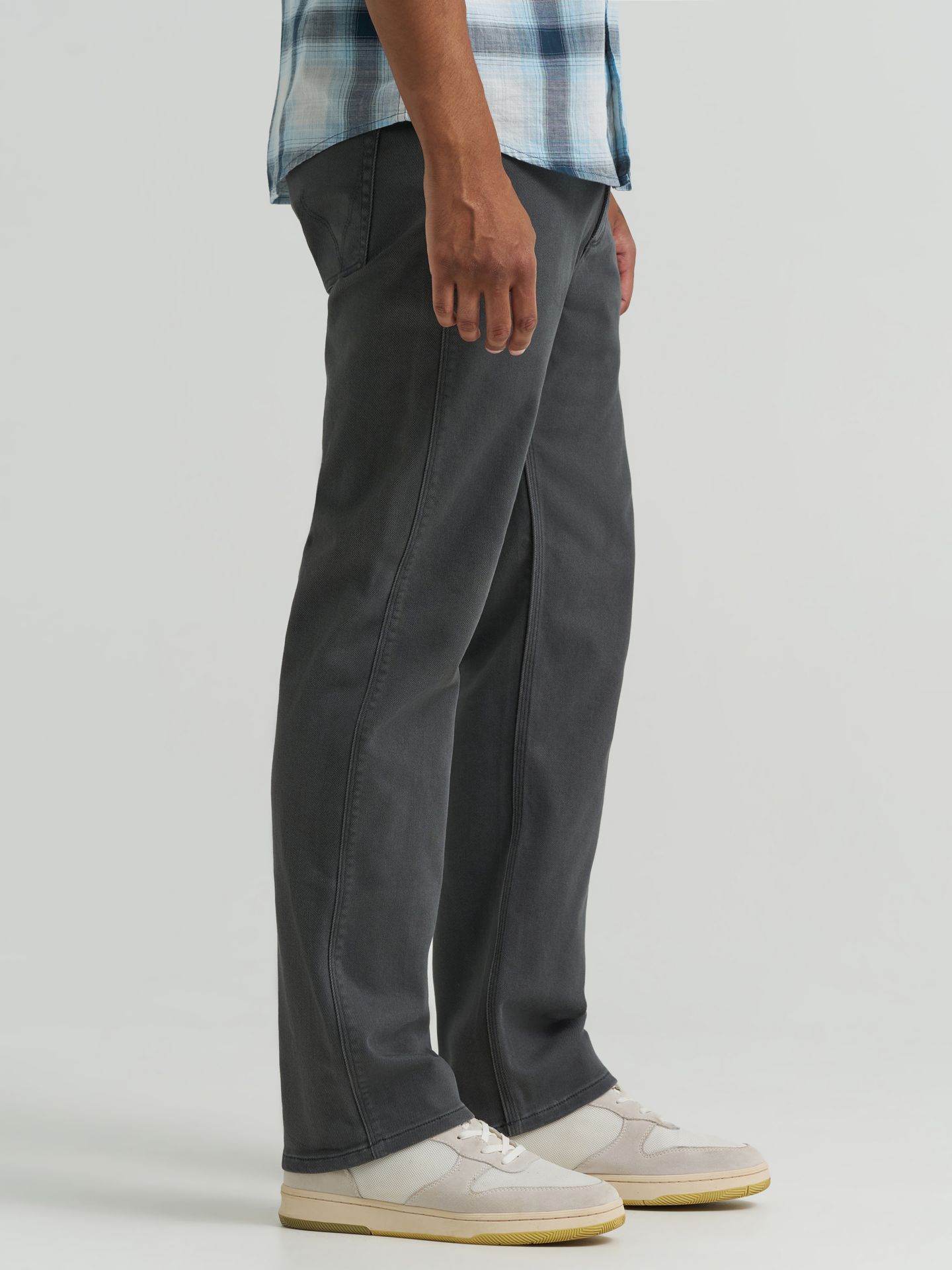 Мужские брюки Wrangler Peak Comfort Twill Pant, цвет: Асфальтовый — фото 5
