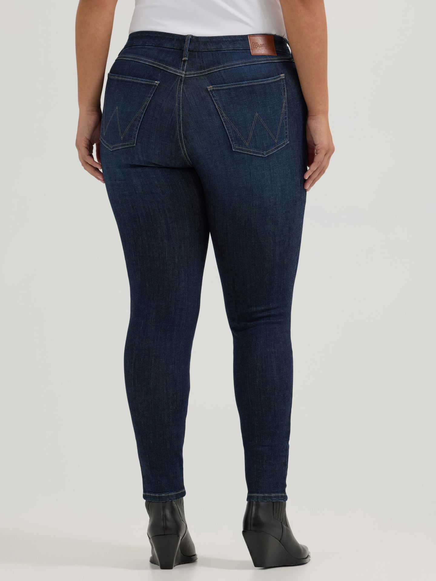 Женские джинсы Wrangler Bespoke High Rise Skinny, цвет: Rae — фото 7