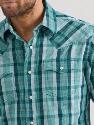 Men's Wrangler Retro® Premium Long Sleeve Western Snap Plaid Shirt in Dual Turquoise alternative view 2