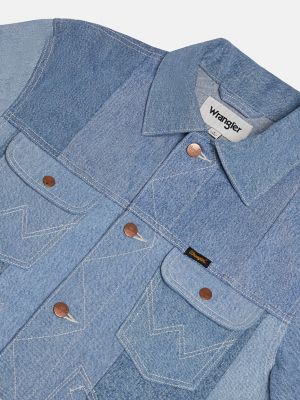 Wrangler x Beyond Retro Icons Jacket in Light Wash alternative view 6