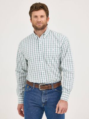 Wrangler® George Strait™ Long Sleeve Button Down One Pocket Shirt in Adriatic Plaid