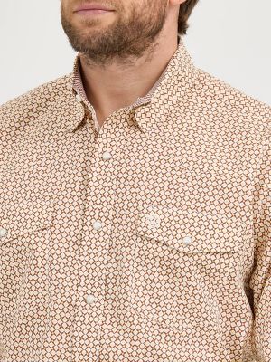 Wrangler® George Strait™ Troubadour Long Sleeve Western Snap Shirt in Chocolate Overlay alternative view 2