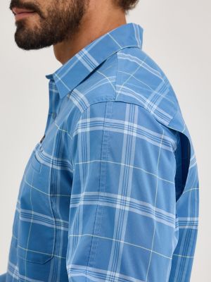 Wrangler ATG™ Men's Hike To Fish Plaid Shirt in Mangosteen alternative view 5