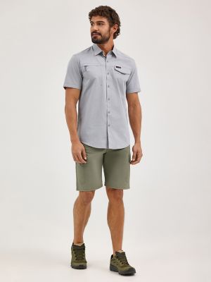 Wrangler ATG™ Men's Cedar Zip Pocket Shirt in Monument alternative view