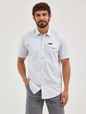 Wrangler ATG™ Men's Cedar Zip Pocket Shirt