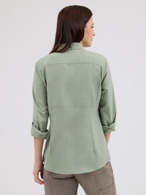 Women's Wrangler RIGGS Workwear® Lightweight Vented Work Shirt in Hedge Green